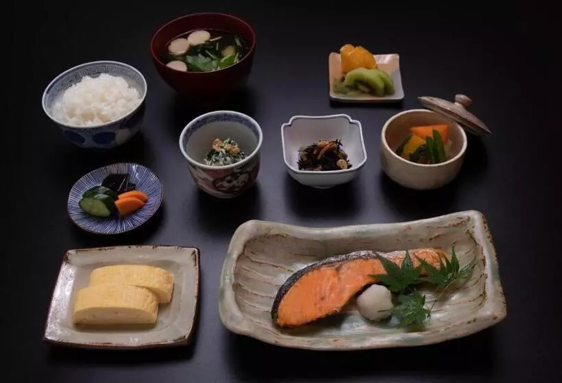 Ryokan Itsukushimahigashimonzen Kikugawa