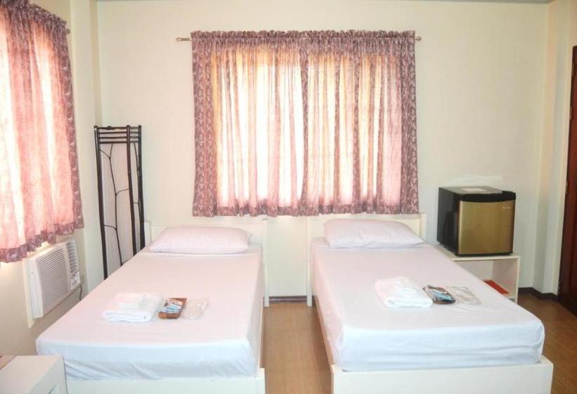 הוסטל Areiv Inn