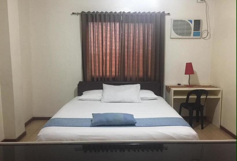 הוסטל Areiv Inn