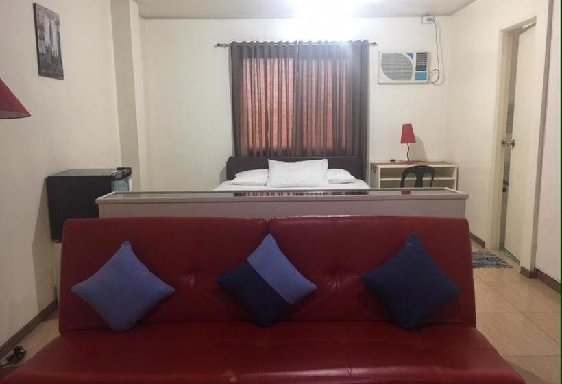 הוסטל Areiv Inn