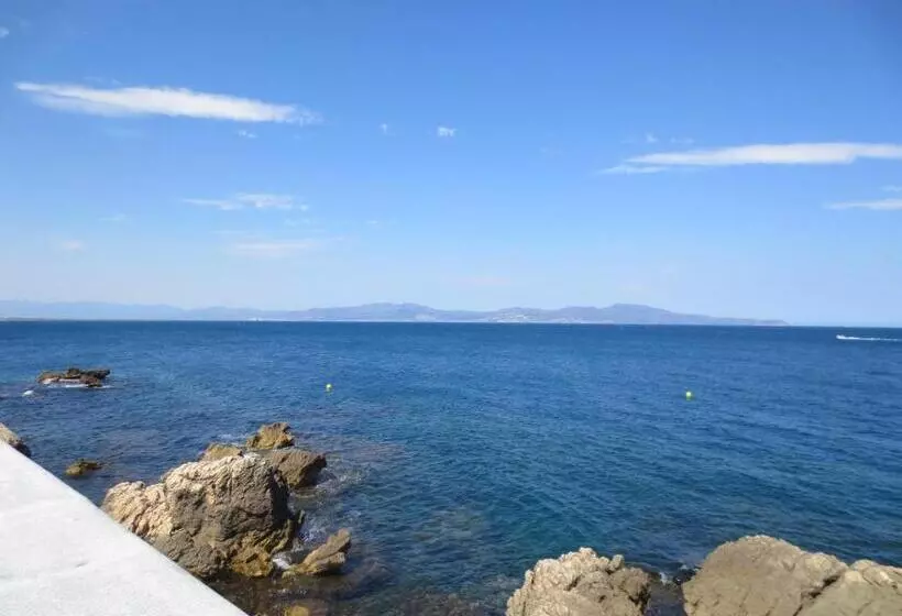 Hotelli Jardi De Pedra