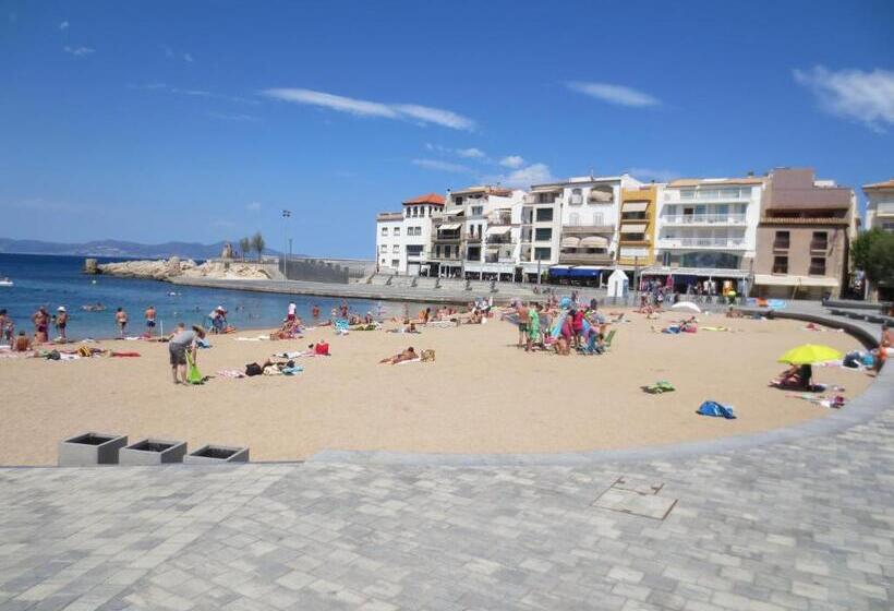 هتل Jardi De Pedra