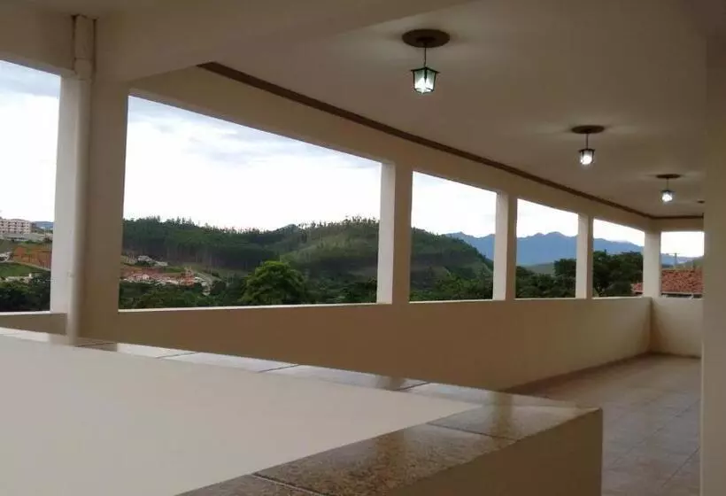 Majatalo Pousada Deus é Fiel