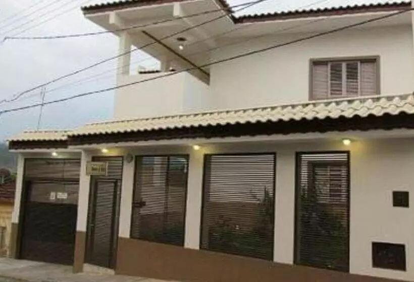 Majatalo Pousada Deus é Fiel