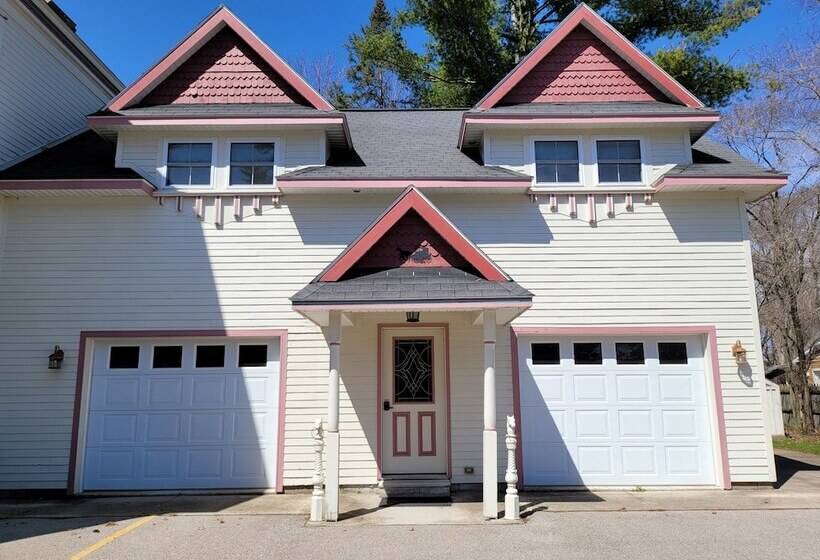 Grand Victorian B&b Inn