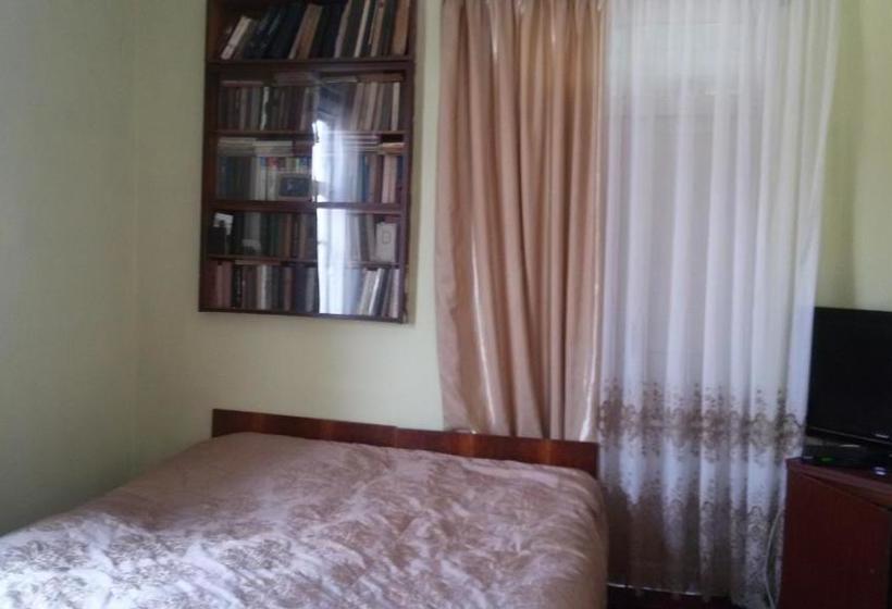 پانسیون Kety House