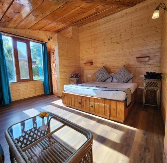 אתר נופש The Chalets Naldehra