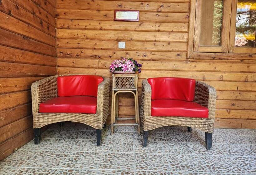 אתר נופש The Chalets Naldehra