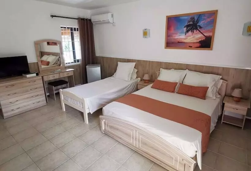 تختخواب و صبحانه Blue Beryl Guest House