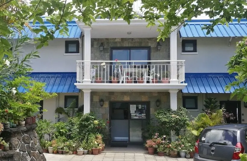 تختخواب و صبحانه Blue Beryl Guest House
