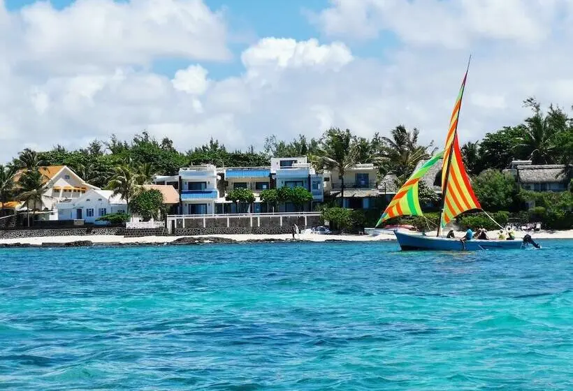 تختخواب و صبحانه Blue Beryl Guest House