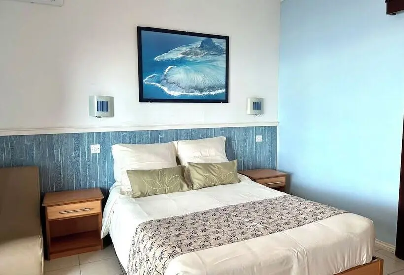 تختخواب و صبحانه Blue Beryl Guest House