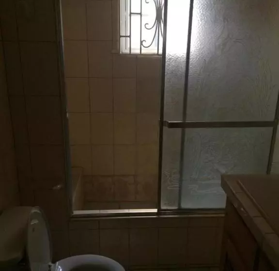 پانسیون The Nest Guest House