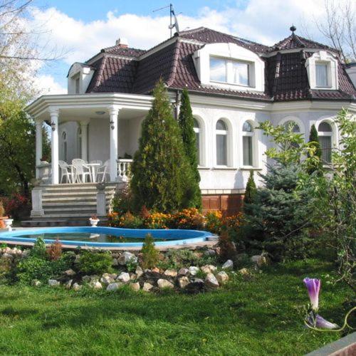 פנסיון Villa Gárdéna Gárdony