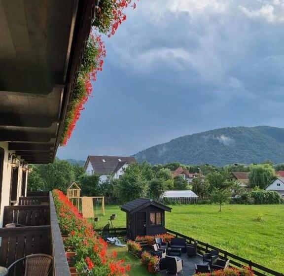 פנסיון Villa Siana