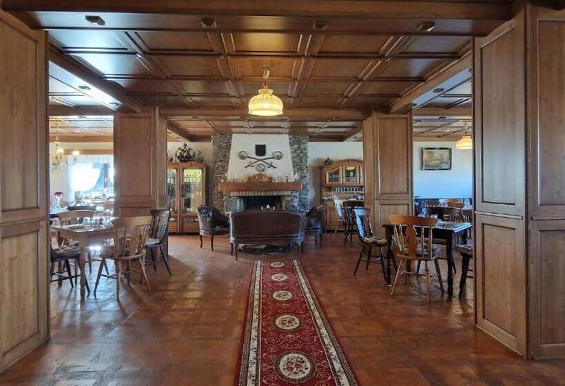 פנסיון Villa Siana