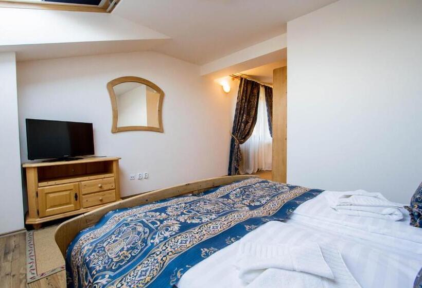 פנסיון Villa Siana