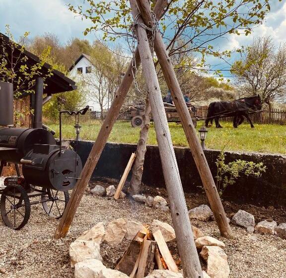 פנסיון Villa Siana