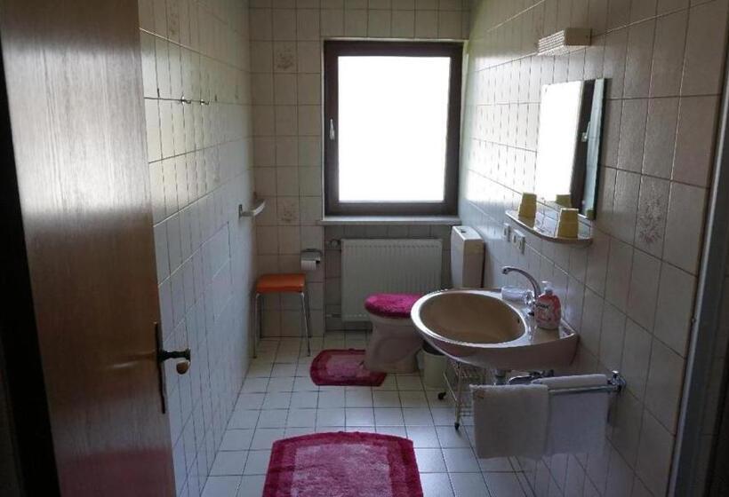 فندق صغير Gästehaus Buchinger