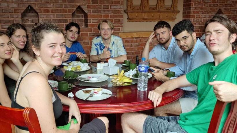 پانسیون Nag Pukhu Guest House