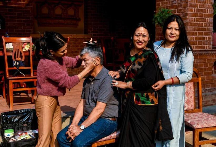 پانسیون Nag Pukhu Guest House