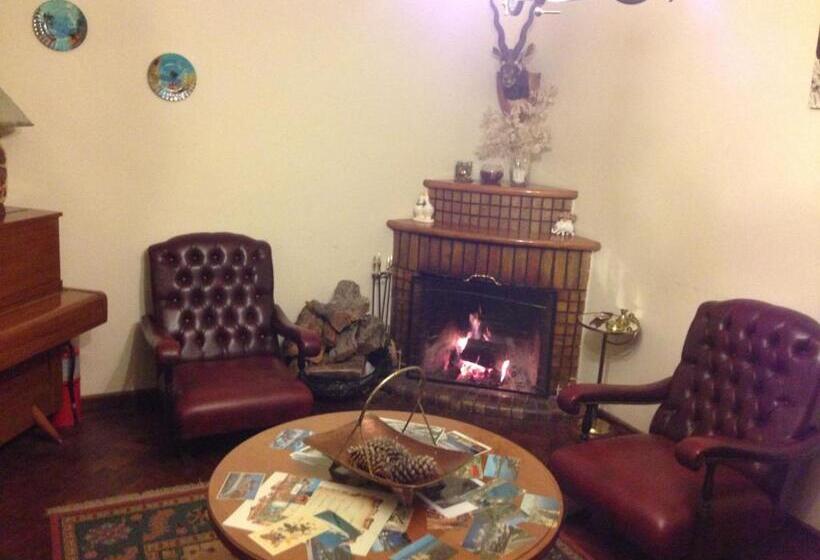 Hostel Hosteria Laura