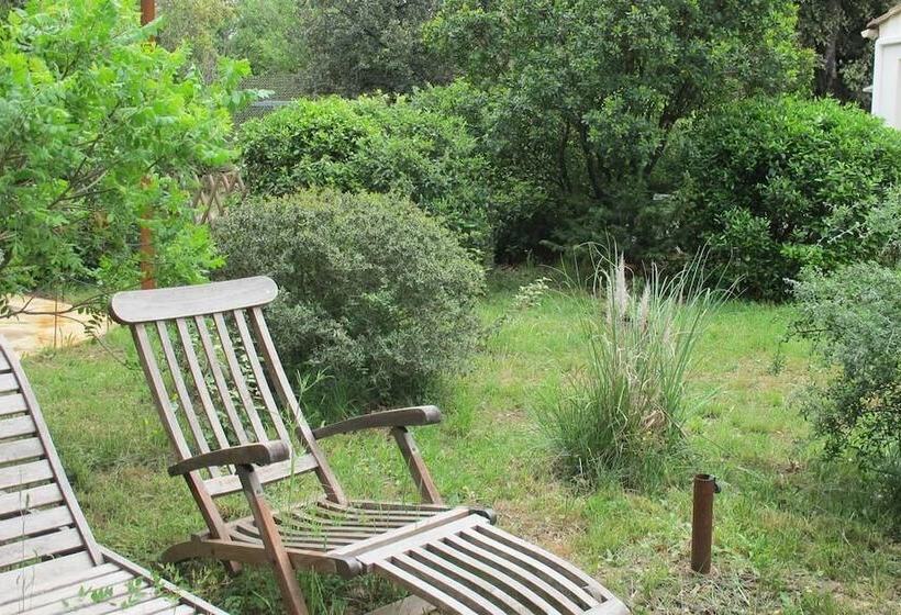 مبيت وإفطار Ecolodges En Provence