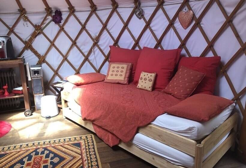 مبيت وإفطار Ecolodges En Provence