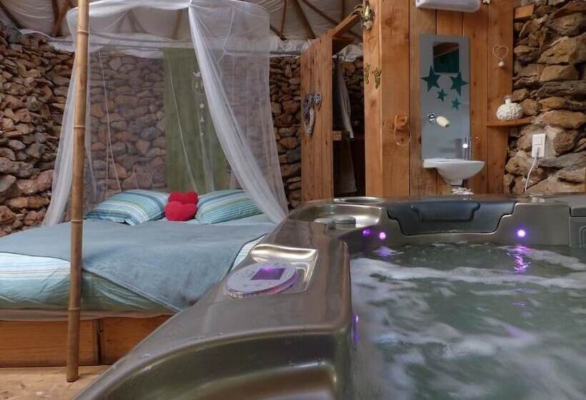 مبيت وإفطار Ecolodges En Provence