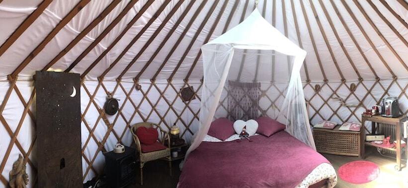 مبيت وإفطار Ecolodges En Provence