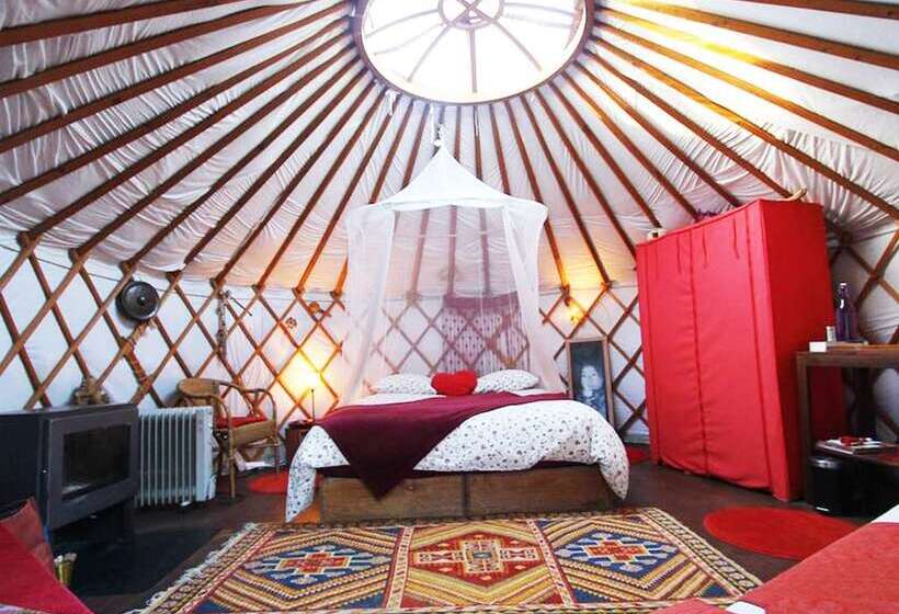 مبيت وإفطار Ecolodges En Provence