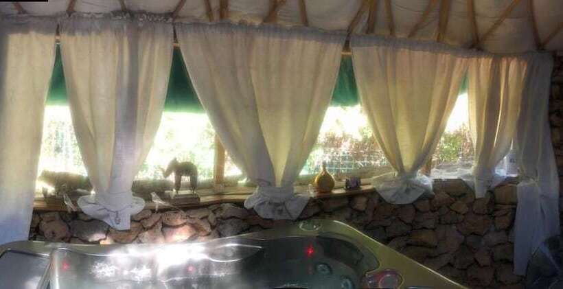 مبيت وإفطار Ecolodges En Provence