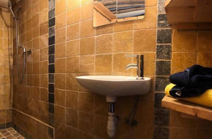 مبيت وإفطار Ecolodges En Provence