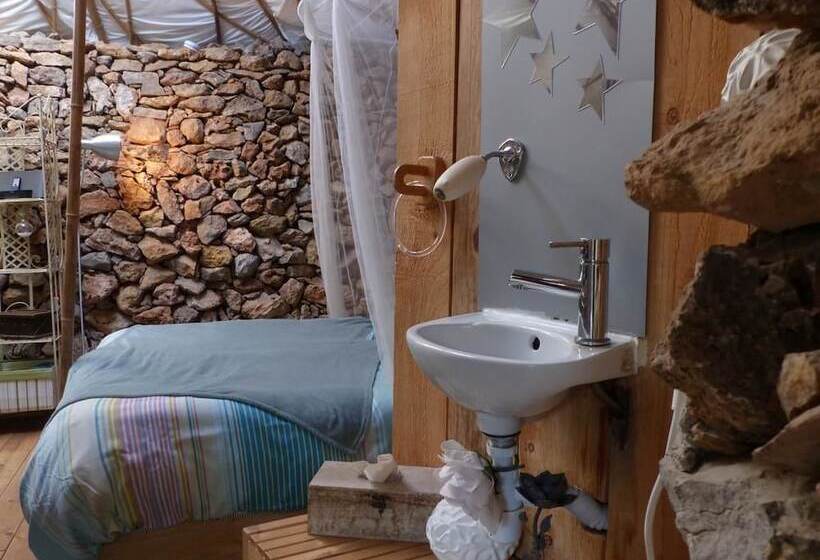 مبيت وإفطار Ecolodges En Provence