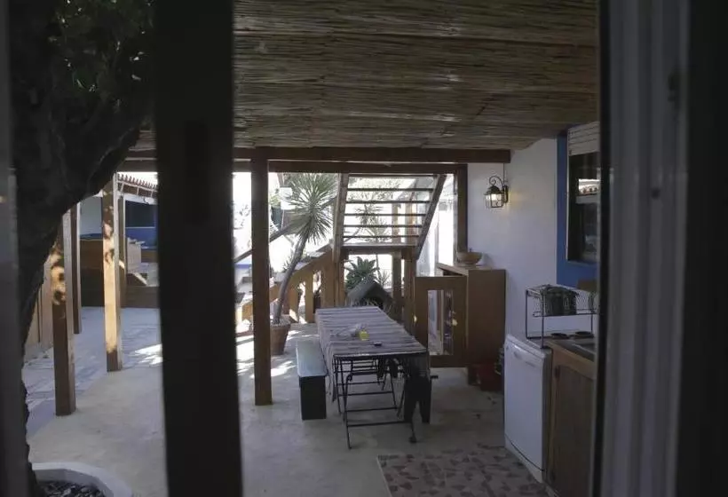 Majatalo Casa Da Mata Surfhouse