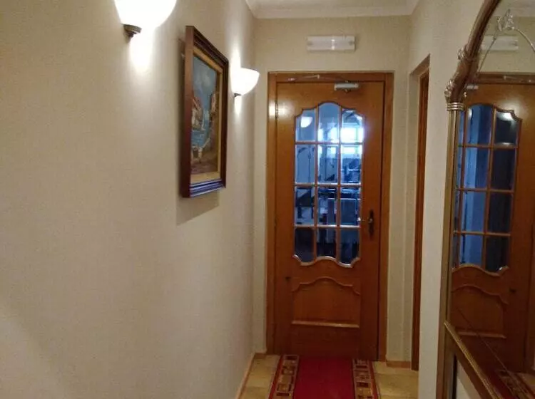 ペンション Elodie S Country House