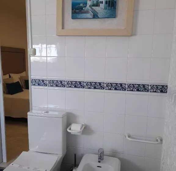 ペンション Elodie S Country House