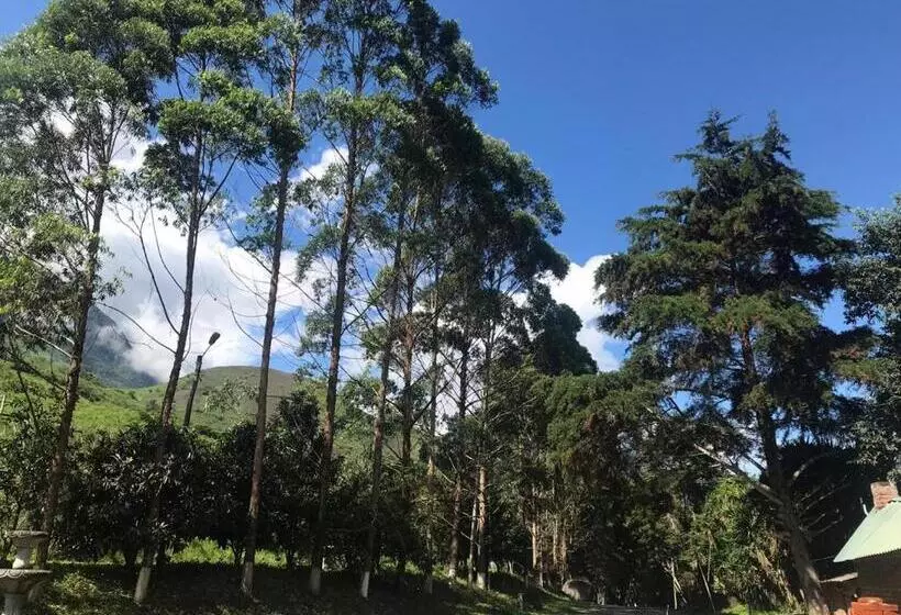 Retkeilymaja Hostería La Eterna Primavera