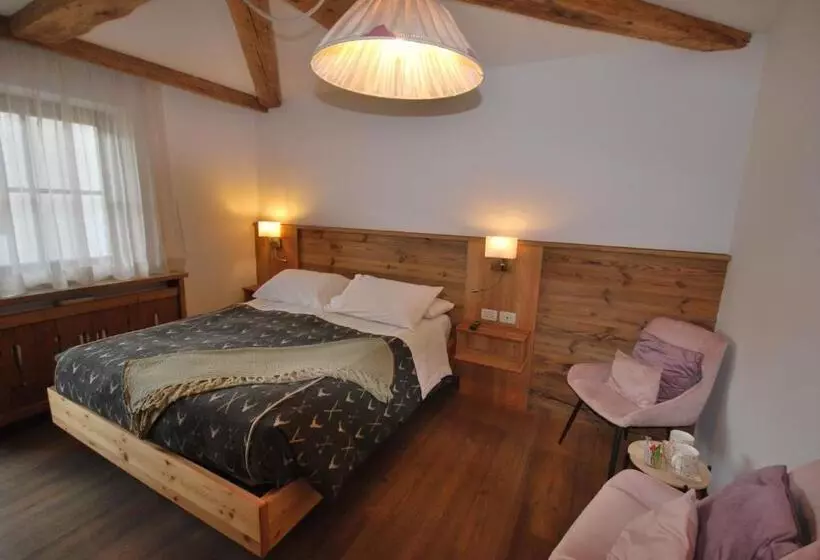 ホテル Agriturismo Maso Corradini