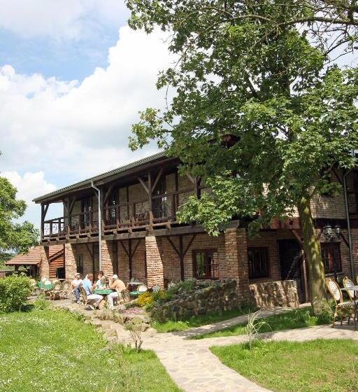 Отель Areal Botanika