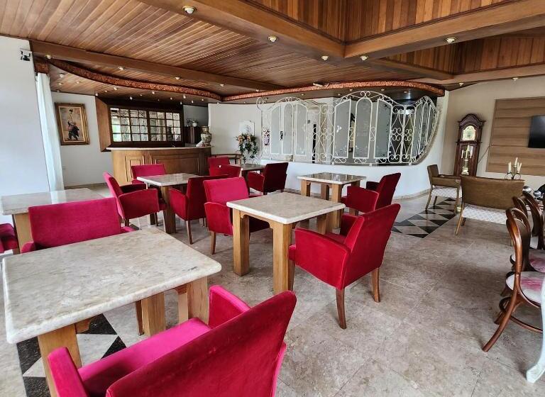 בית מלון כפרי Da Vinci