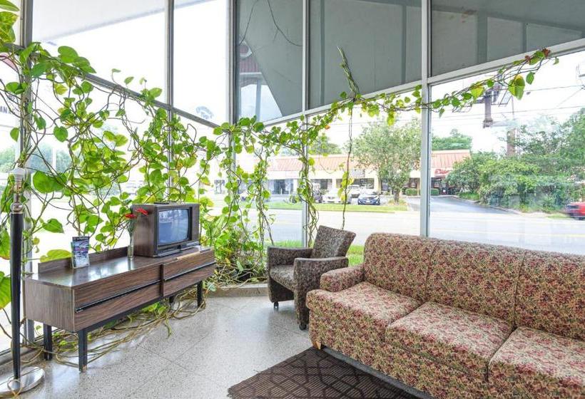 هتل Valdosta Ga N Ashley St