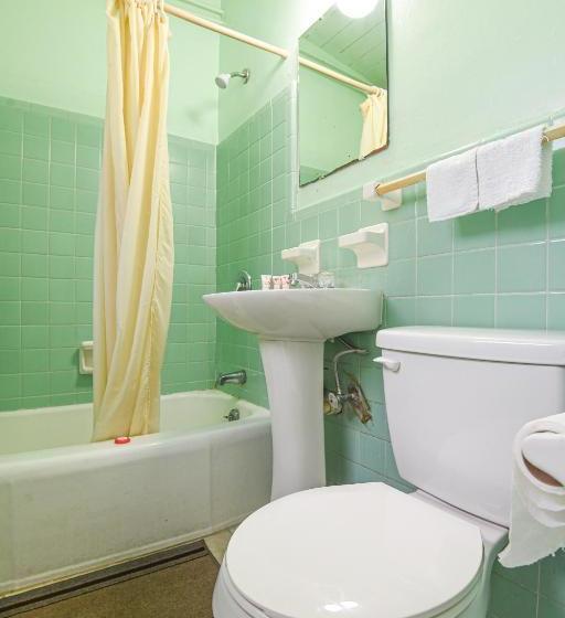 هتل Valdosta Ga N Ashley St