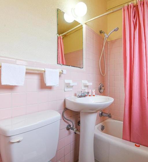 هتل Valdosta Ga N Ashley St