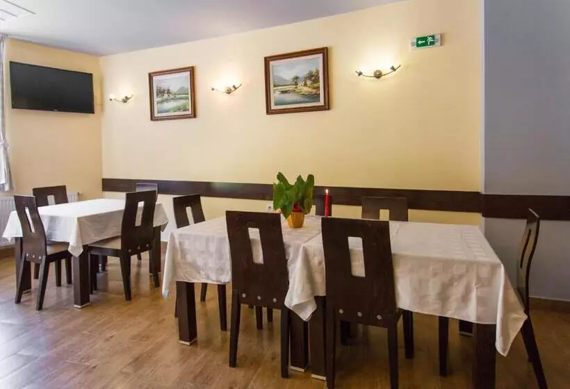 Majatalo Hera Guest House