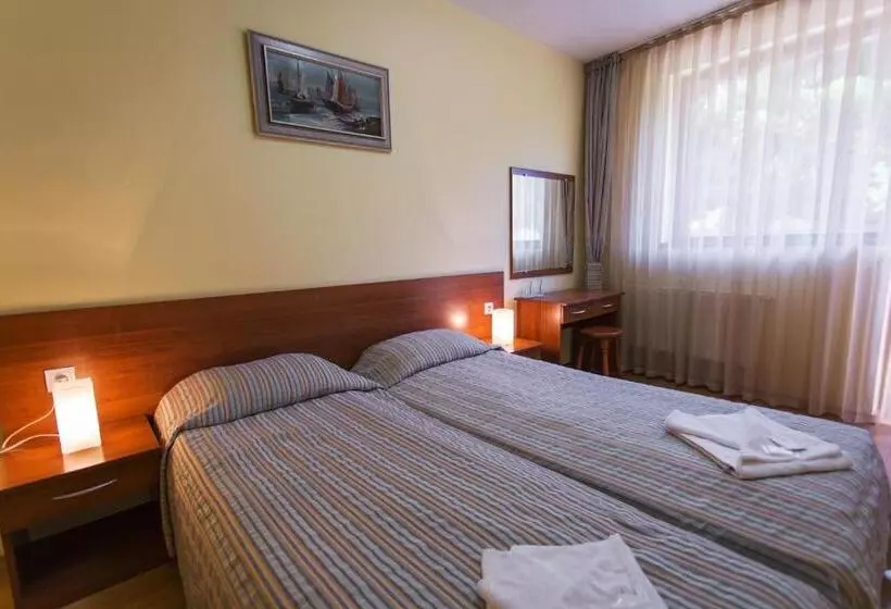 Majatalo Hera Guest House