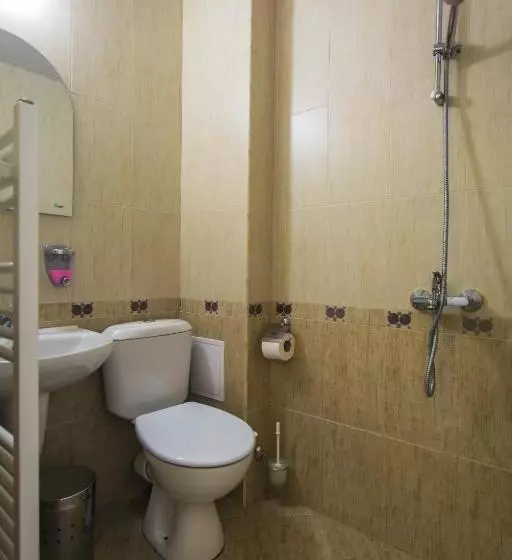 Majatalo Hera Guest House