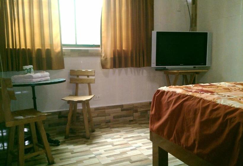 פנסיון Hostal Hostello Lima Airport
