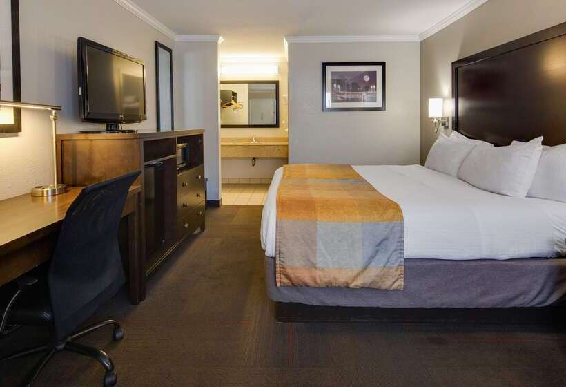 Отель Best Western Clermont