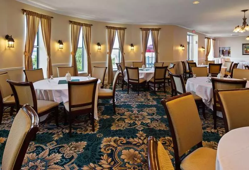 Best Western The Hotel Chequamegon